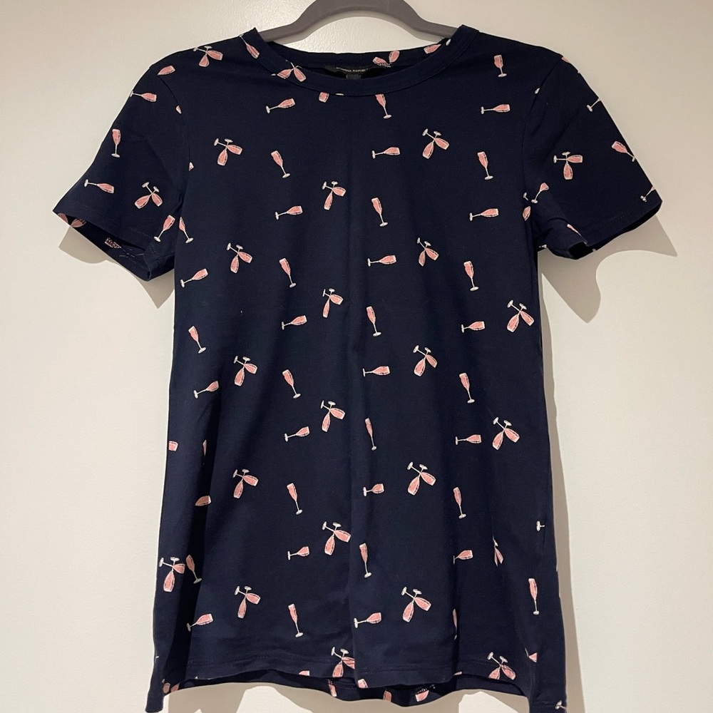 Banana Republic 100% cotton tshirt color navy